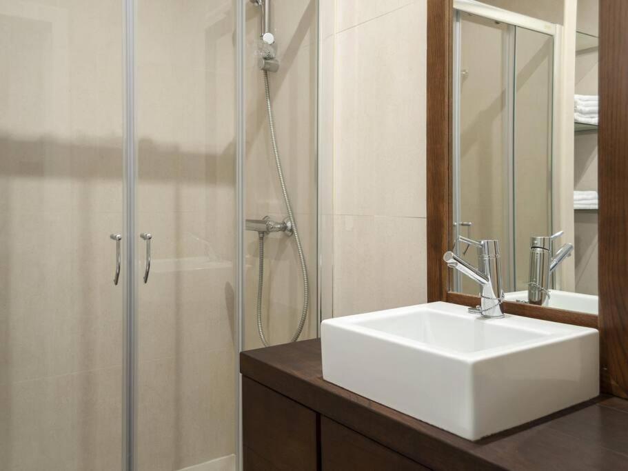 Apartamento En Puerta Del Sol 2 มาดริด ภายนอก รูปภาพ