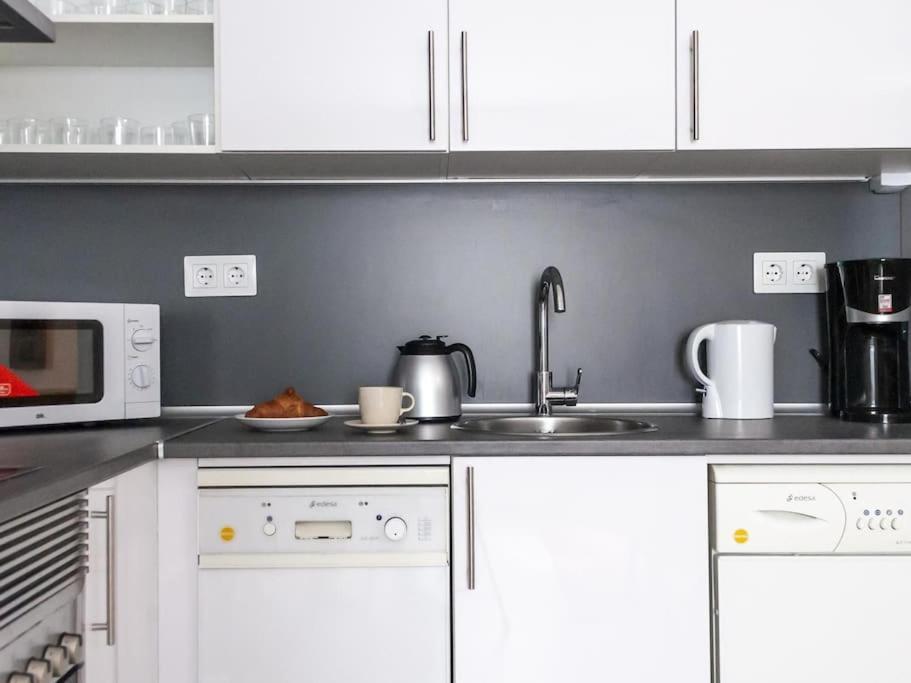 Apartamento En Puerta Del Sol 2 มาดริด ภายนอก รูปภาพ