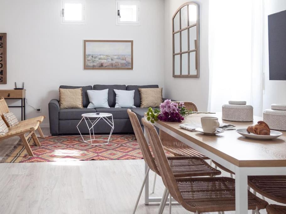 Apartamento En Puerta Del Sol 2 มาดริด ภายนอก รูปภาพ
